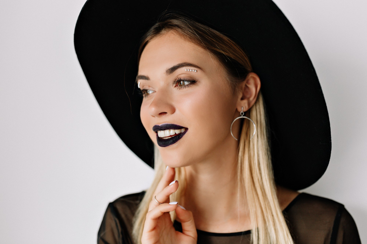 1041 Kolczyki do piercingu