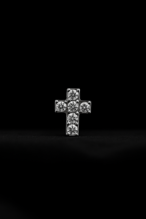 Tytanowy kolczyk „Crystal Cross”