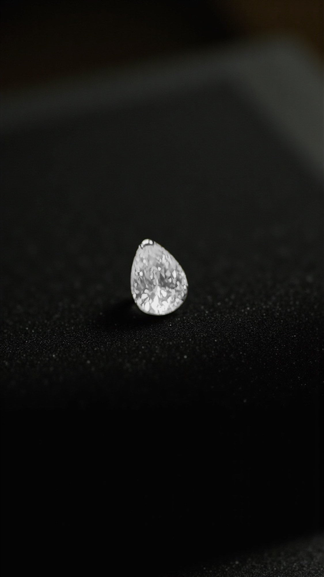 Łezka z cyrkonią